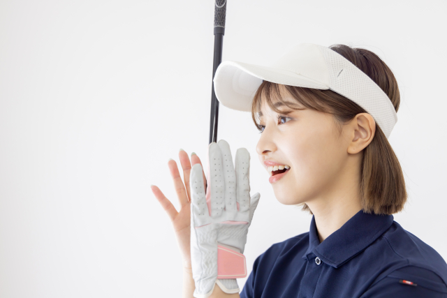 ７月から始める！SWING24/7本厚木店のシミュレーションゴルフ＆レッスンで夏休みに差をつけるゴルフ上達法